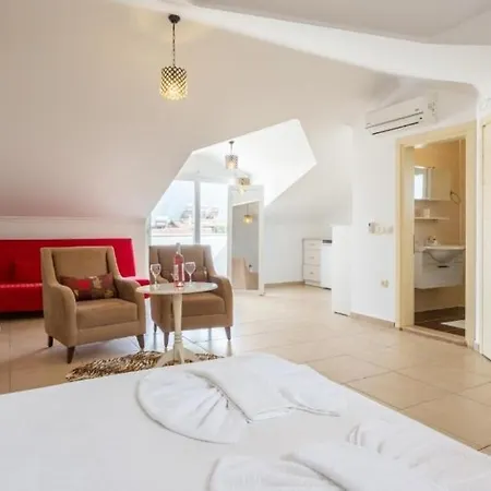 Canberk Villa